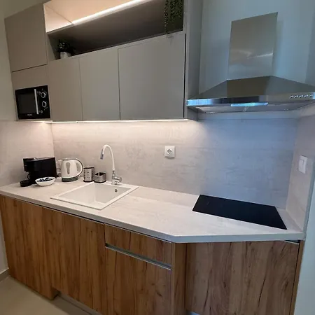 A1 Tsimiski * Salonicco